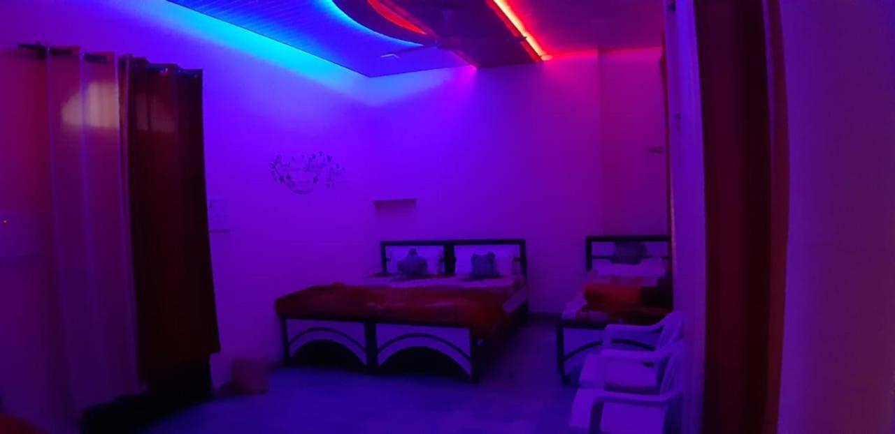Blue Eye Backpackers Hostel Amritsar Zewnętrze zdjęcie